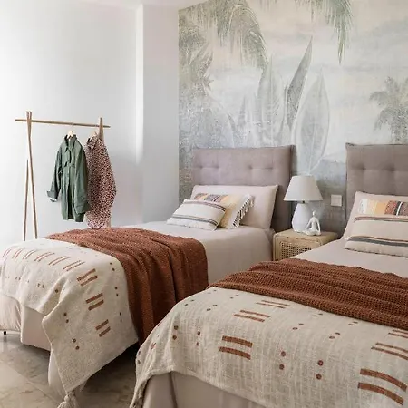 Small Oasis P&O Serviced Apartments Manilva Zewnętrze zdjęcie