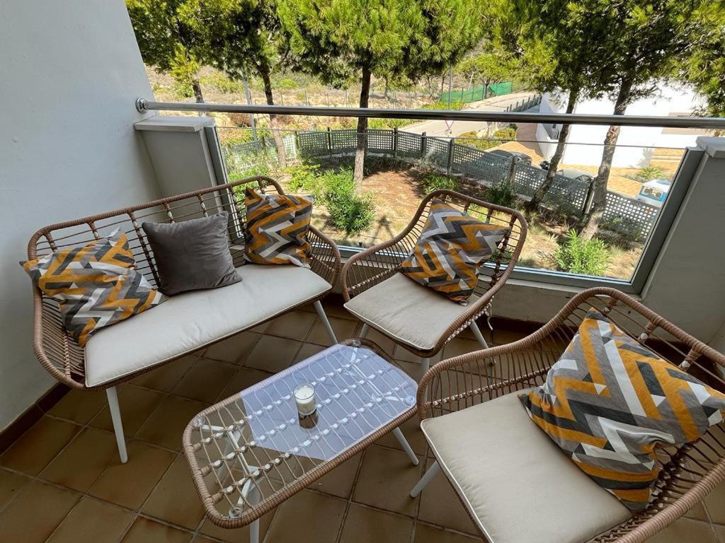 Small Oasis P&o Serviced